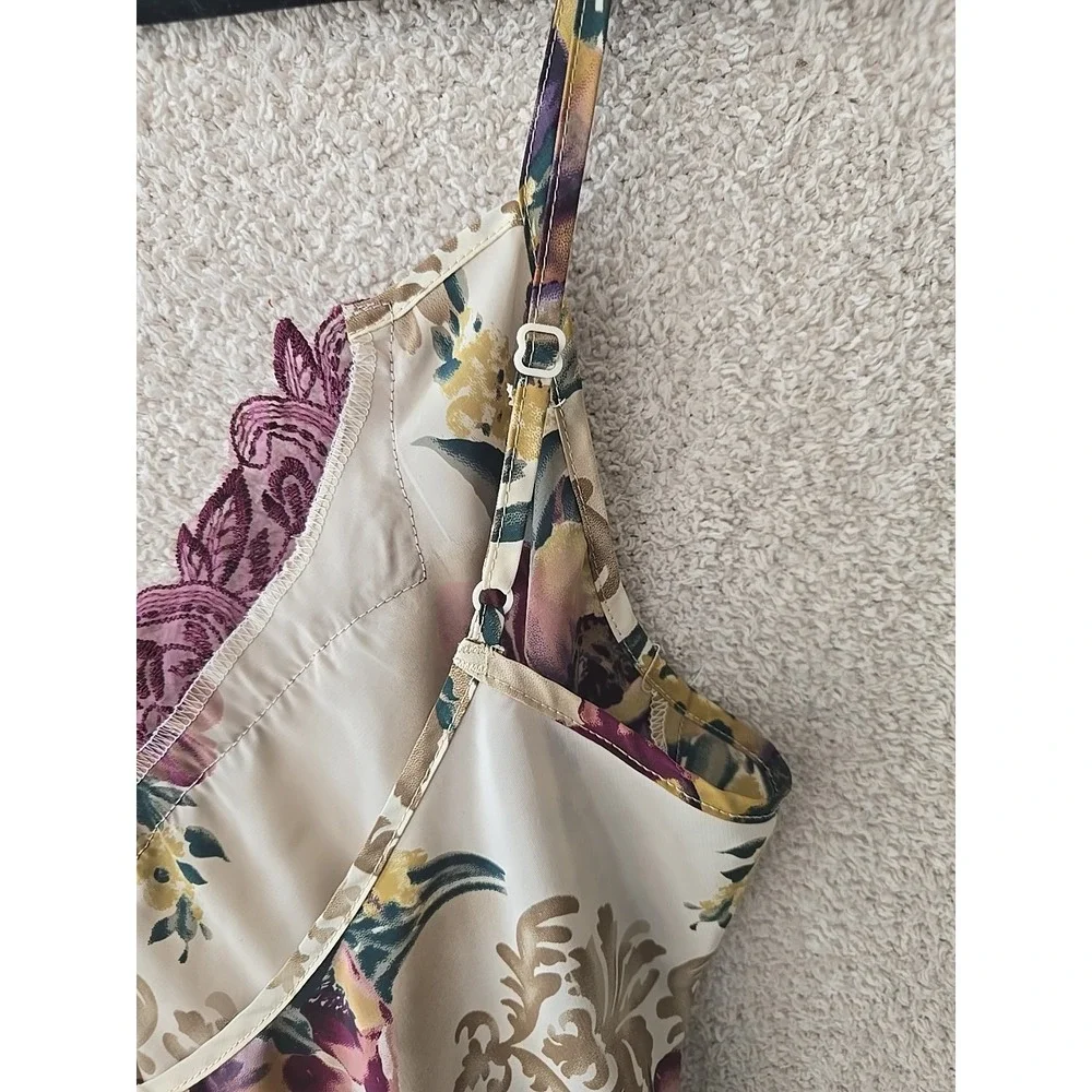 Vintage Delicates Ivory Floral Satin Lingerie Bodysuit Size M Jumper One Piece‎